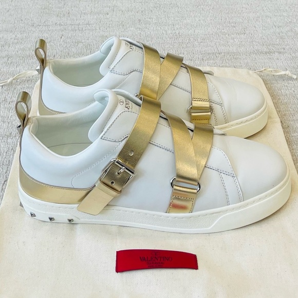Valentino Rockstud Metallic-Trimmed Leather Sneakers - Picture 1 of 10